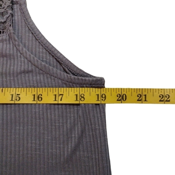 ULTIM8 Lace & Ribbed Tunic Tank Top - Picture 4 of 5